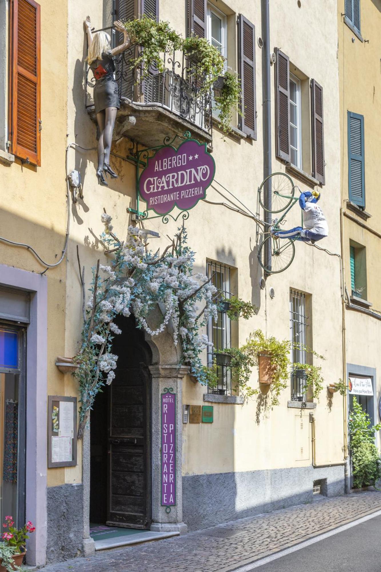 Albergo Giardino Τσερνόμπιο Εξωτερικό φωτογραφία