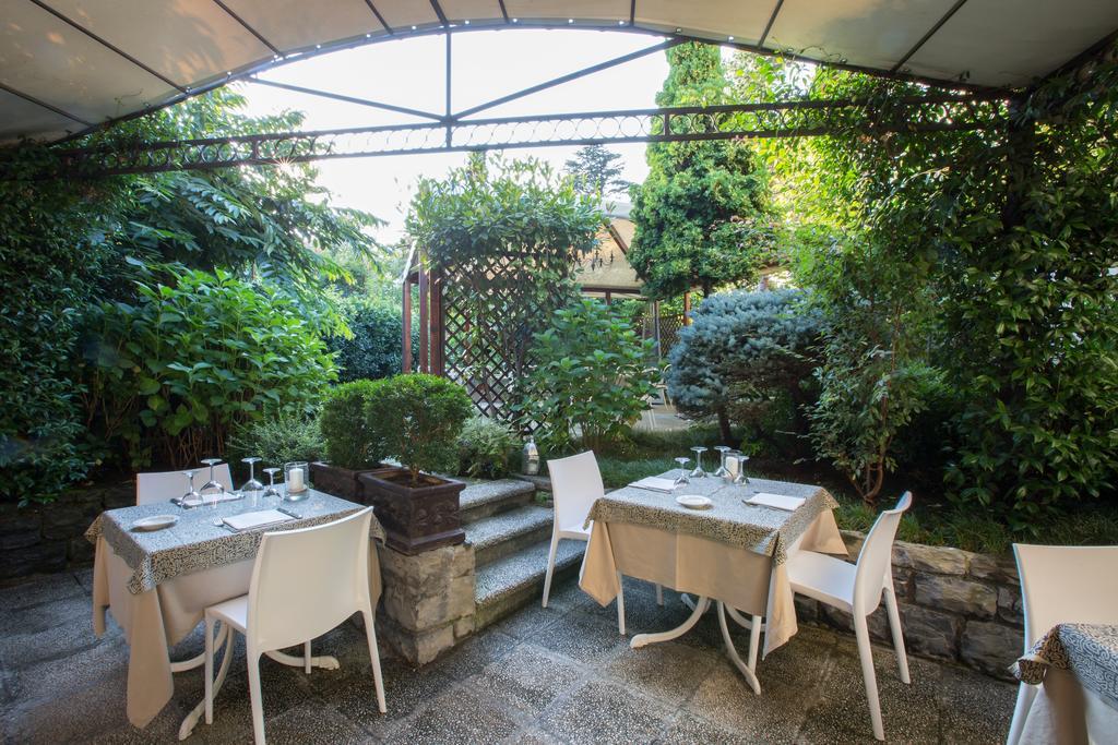 Albergo Giardino Τσερνόμπιο Εξωτερικό φωτογραφία