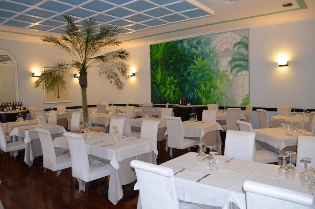 Albergo Giardino Τσερνόμπιο Εξωτερικό φωτογραφία