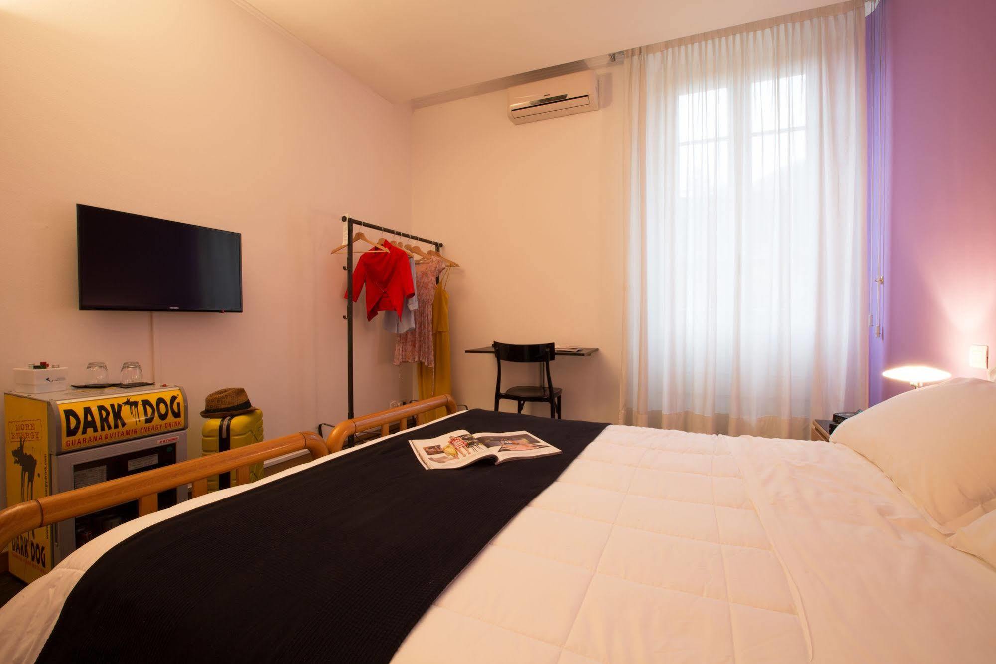 Albergo Giardino Τσερνόμπιο Εξωτερικό φωτογραφία
