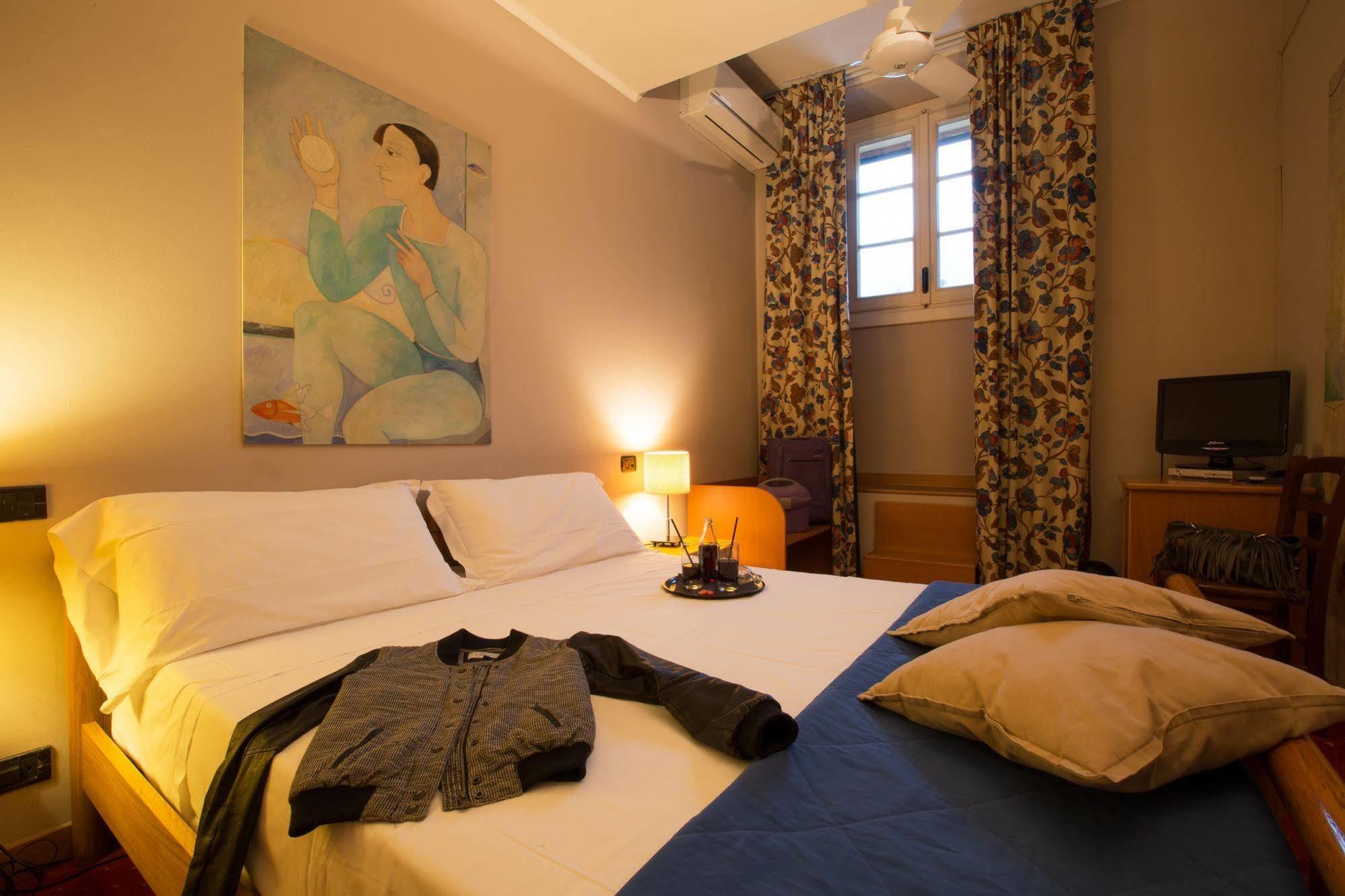 Albergo Giardino Τσερνόμπιο Εξωτερικό φωτογραφία